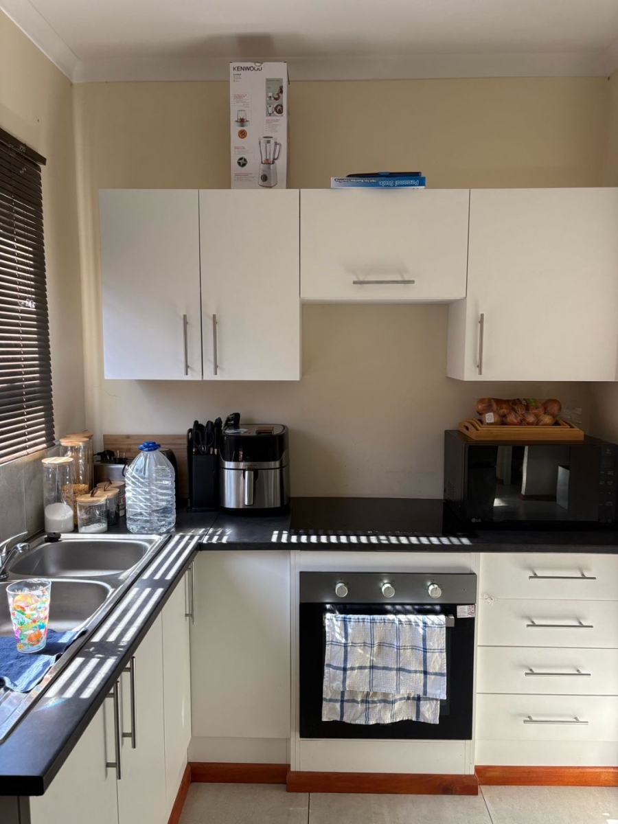 2 Bedroom Property for Sale in Cove Rock Eastern Cape